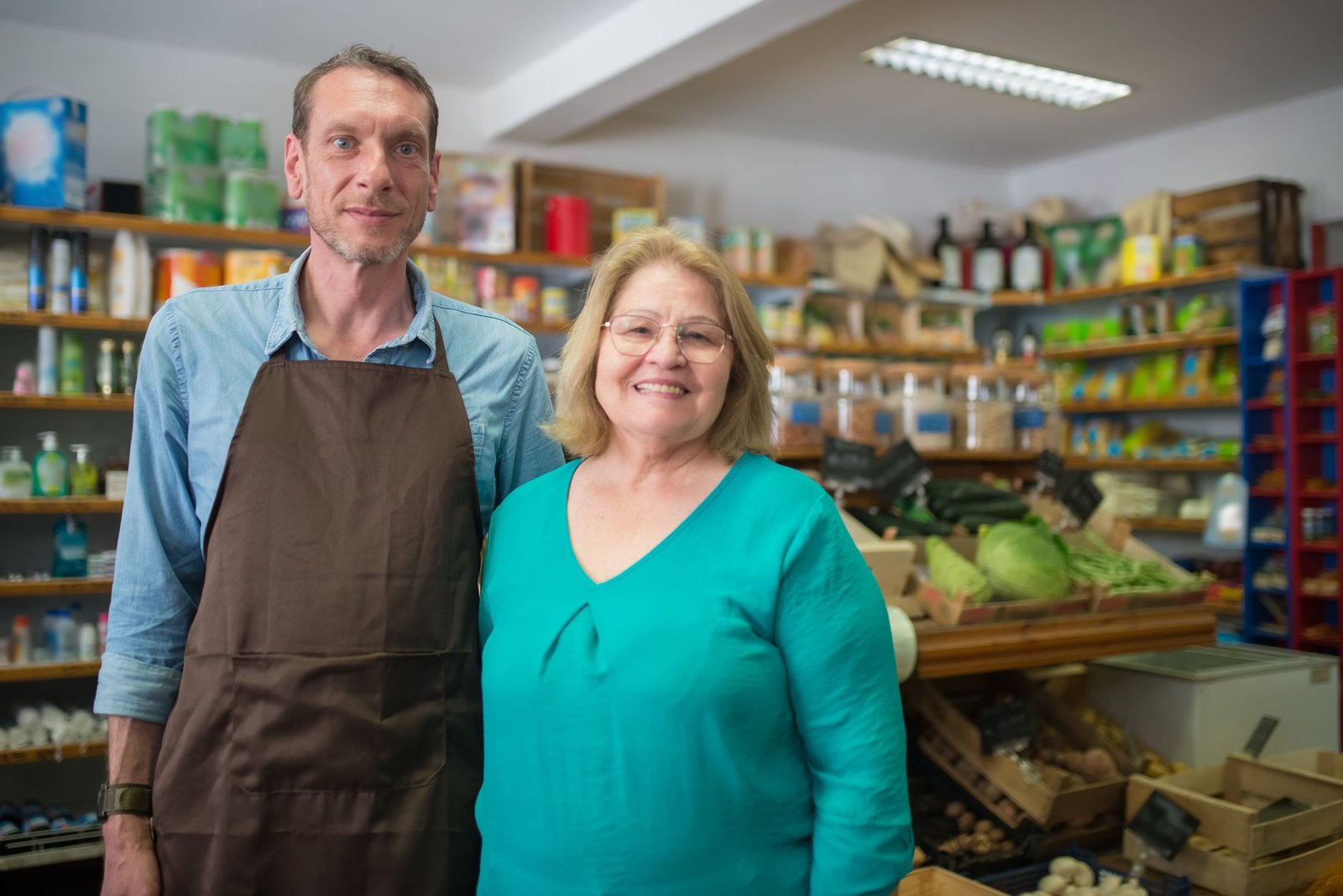 Unleashing the Power of Connection: Why Help Desk Software is Your Small Business's Secret Weapon